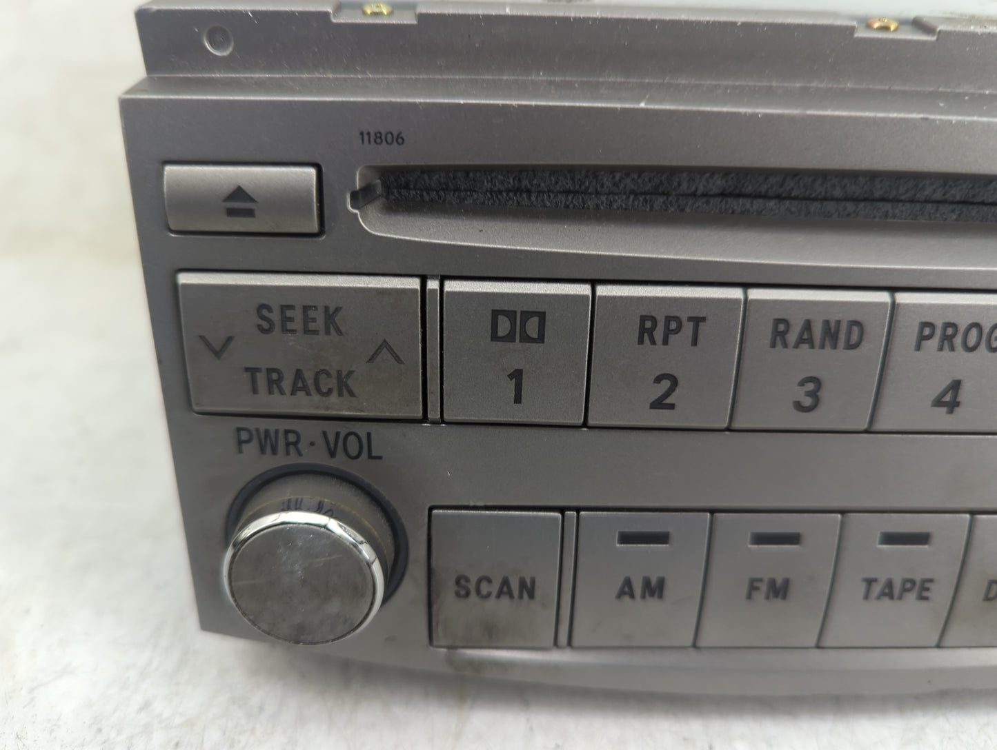 2005-2007 Toyota Avalon Radio AM FM Cd Player Receiver Replacement P/N:11806 Fits Fits 2005 2006 2007 OEM Used Auto Parts - 