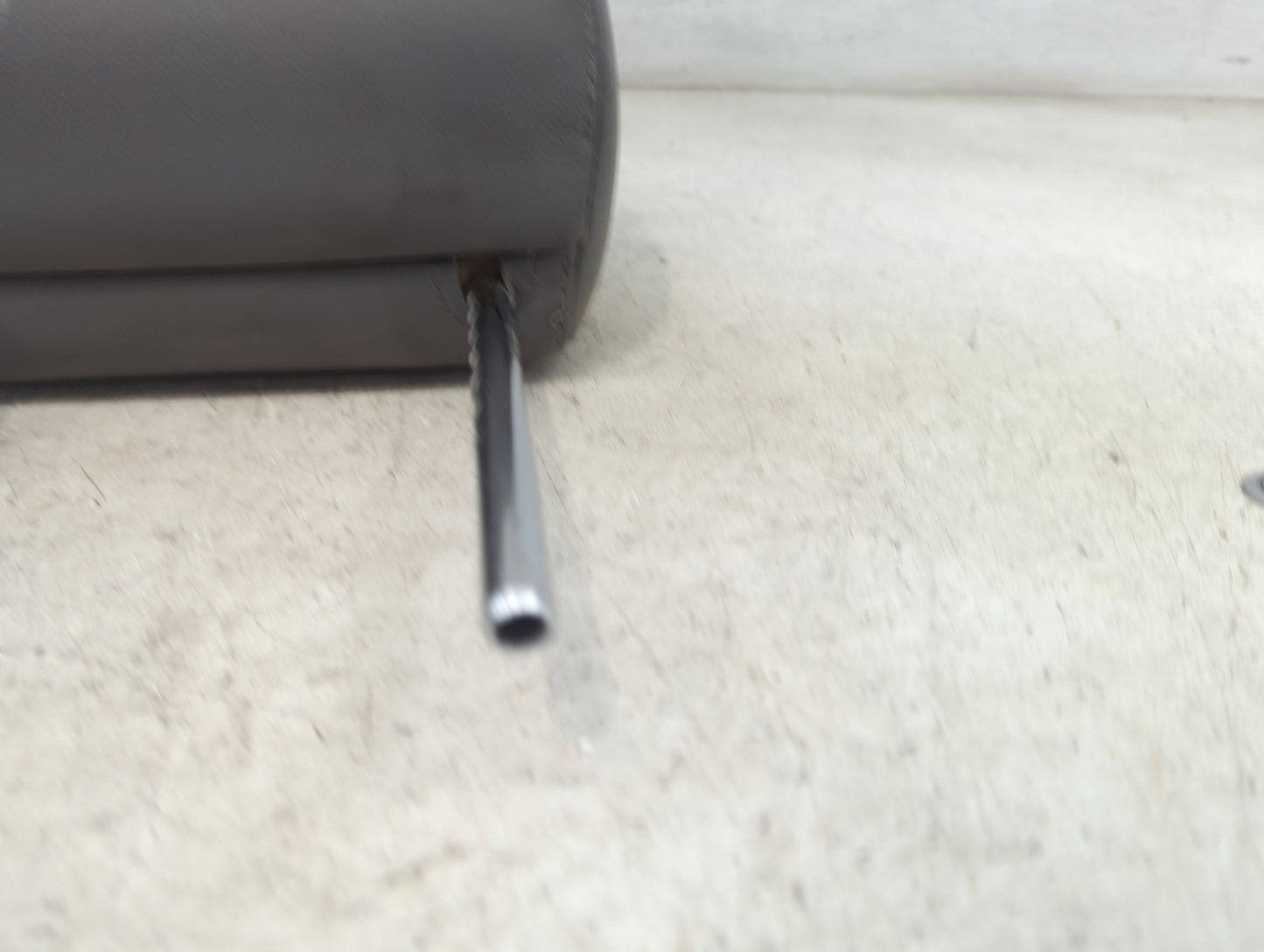 2005-2007 Toyota Avalon Headrest Head Rest Front Driver Seat Grey - Oemusedautoparts1.com