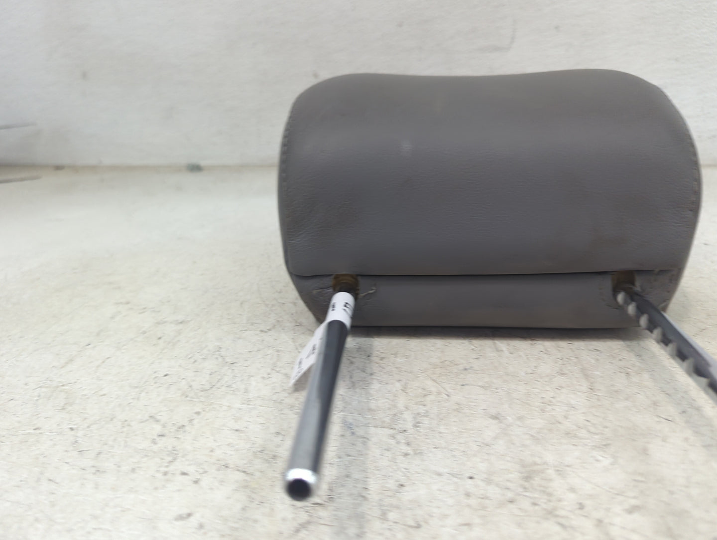 2005-2007 Toyota Avalon Headrest Head Rest Front Driver Seat Grey - Oemusedautoparts1.com