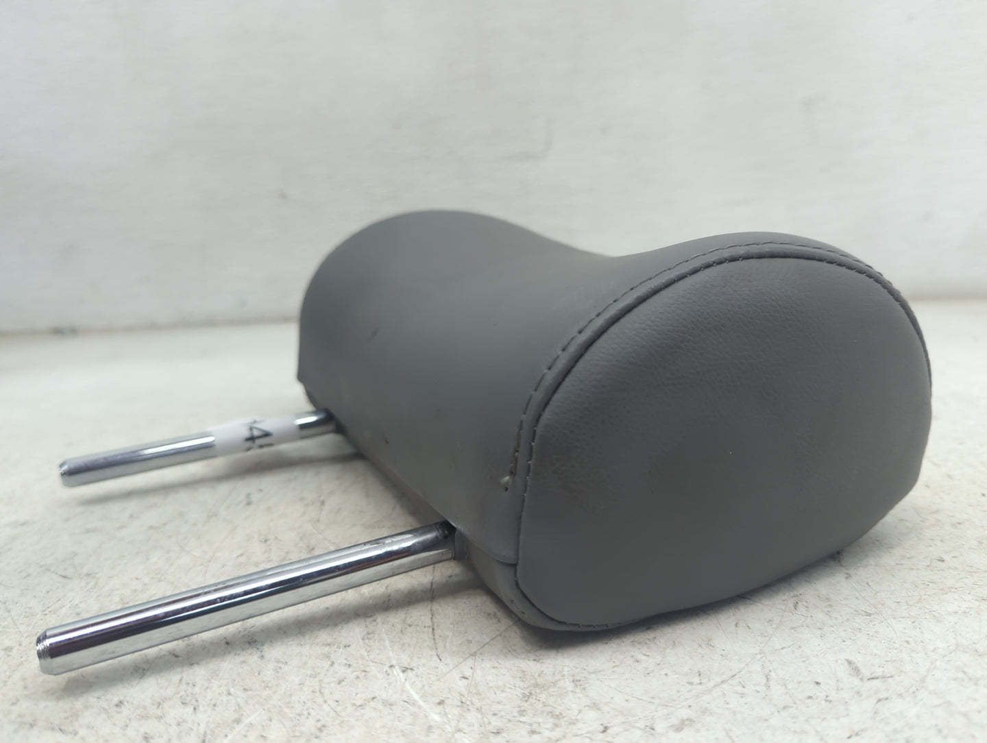 2005 Toyota Avalon Headrest Head Rest Rear Seat Fits OEM Used Auto Parts - Oemusedautoparts1.com