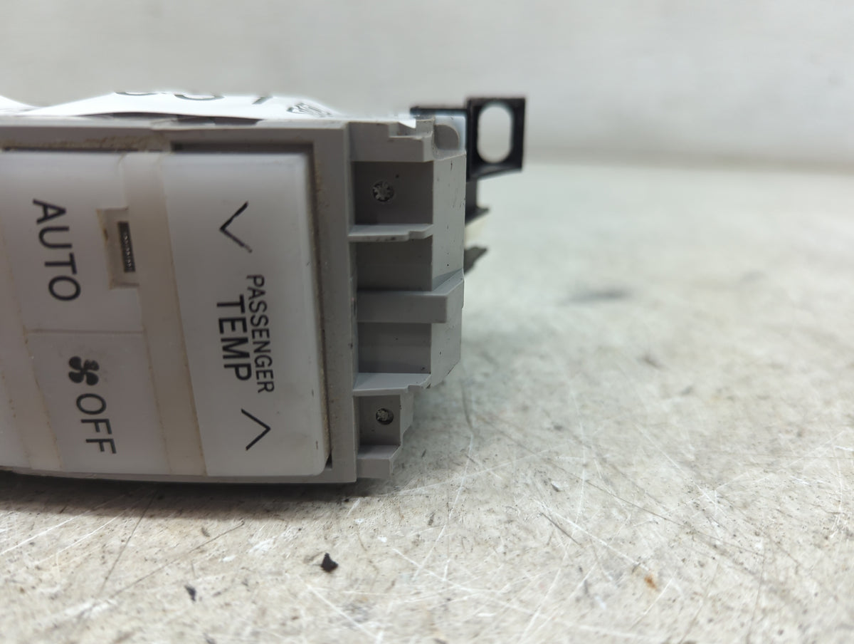 2005-2010 Toyota Avalon Climate Control Module Temperature AC/Heater Replacement P/N:55900-07160 MN146A40-4020 Fits OEM Used