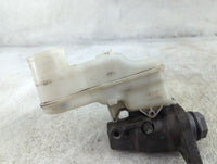 2005-2007 Toyota Avalon Brake Master Cylinder 1515853 - Oemusedautoparts1.com