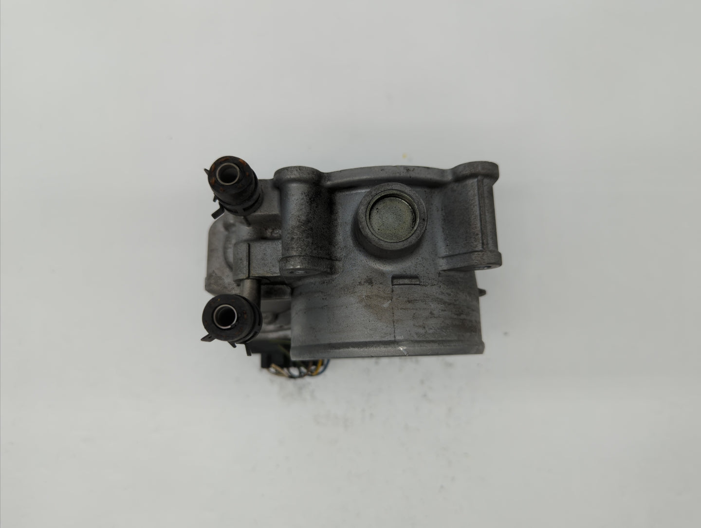 2005-2018 Toyota Avalon Throttle Body P/N:22030-0P050 22030-31030 Fits OEM Used Auto Parts - Oemusedautoparts1.com