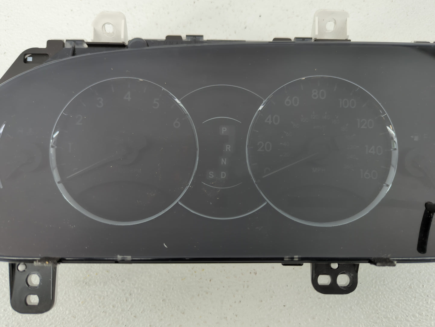 2005-2006 Toyota Avalon Instrument Cluster Speedometer Gauges P/N:83800-07220-00 83800-07211-00 Fits Fits 2005 2006 OEM Used