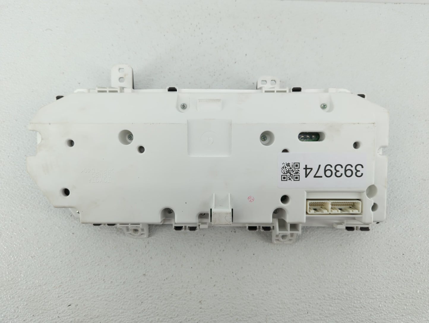 2005-2006 Toyota Avalon Instrument Cluster Speedometer Gauges P/N:83800-07220-00 83800-07211-00 Fits Fits 2005 2006 OEM Used