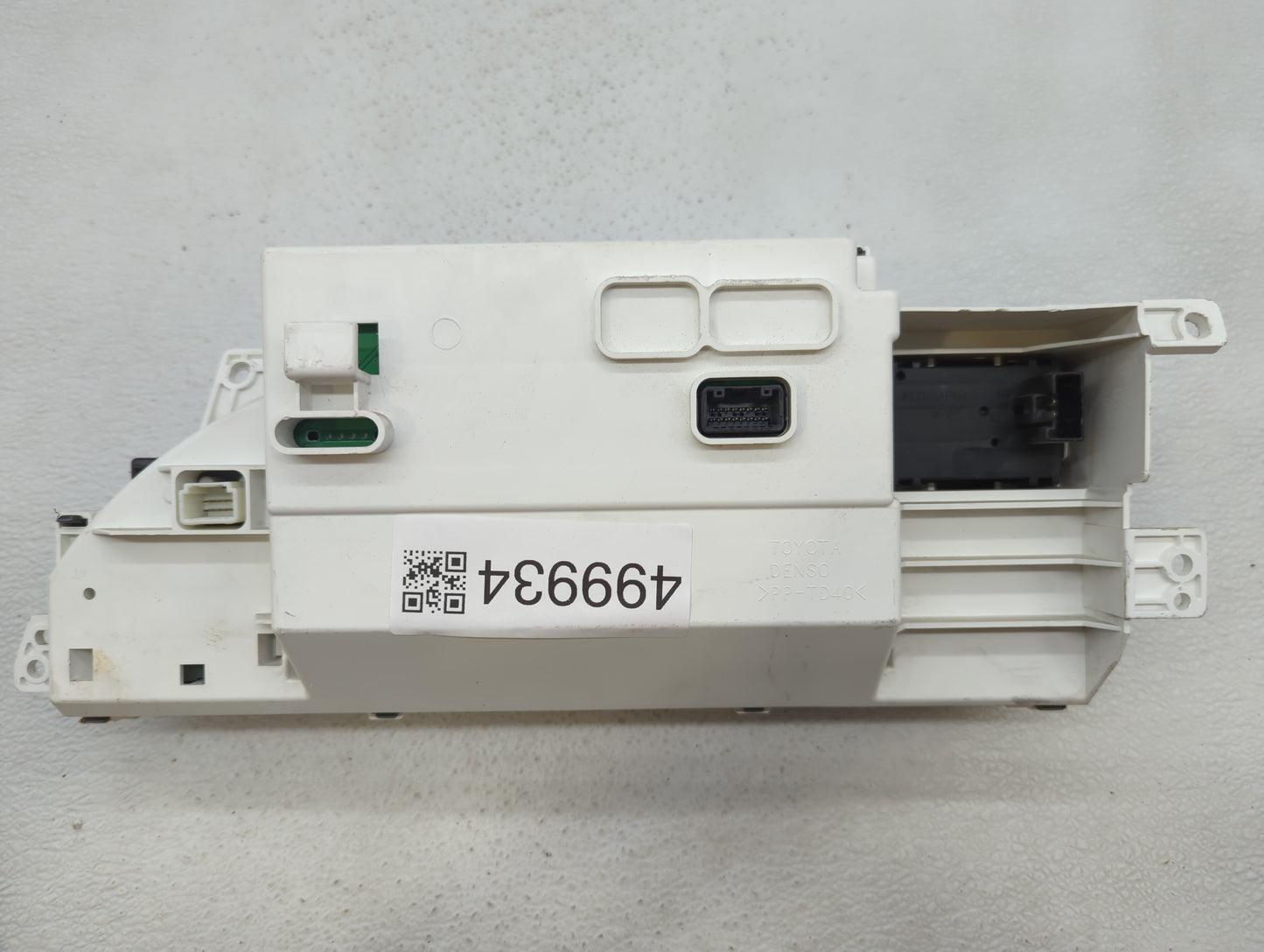 2005-2007 Toyota Avalon Information Display Screen - Oemusedautoparts1.com