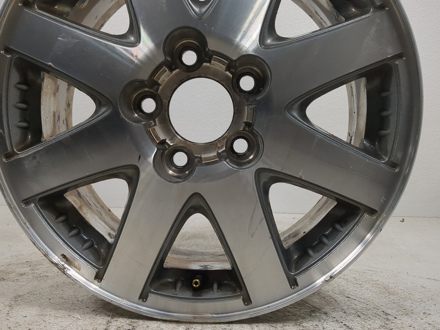 2005-2007 Toyota Avalon Oem Wheel Rim - Oemusedautoparts1.com