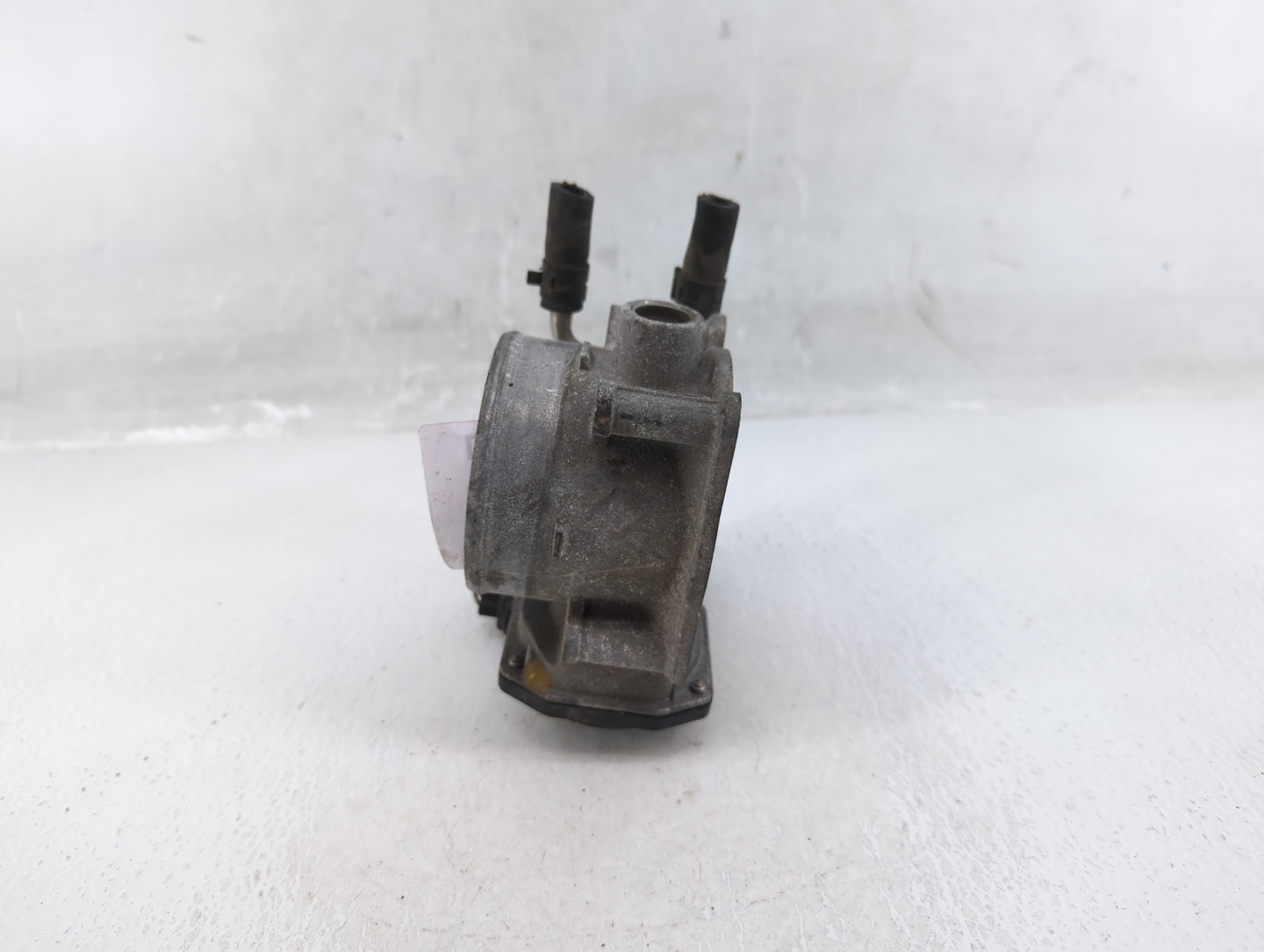 2005-2018 Toyota Avalon Throttle Body P/N:22030-31030 Fits OEM Used Auto Parts - Oemusedautoparts1.com