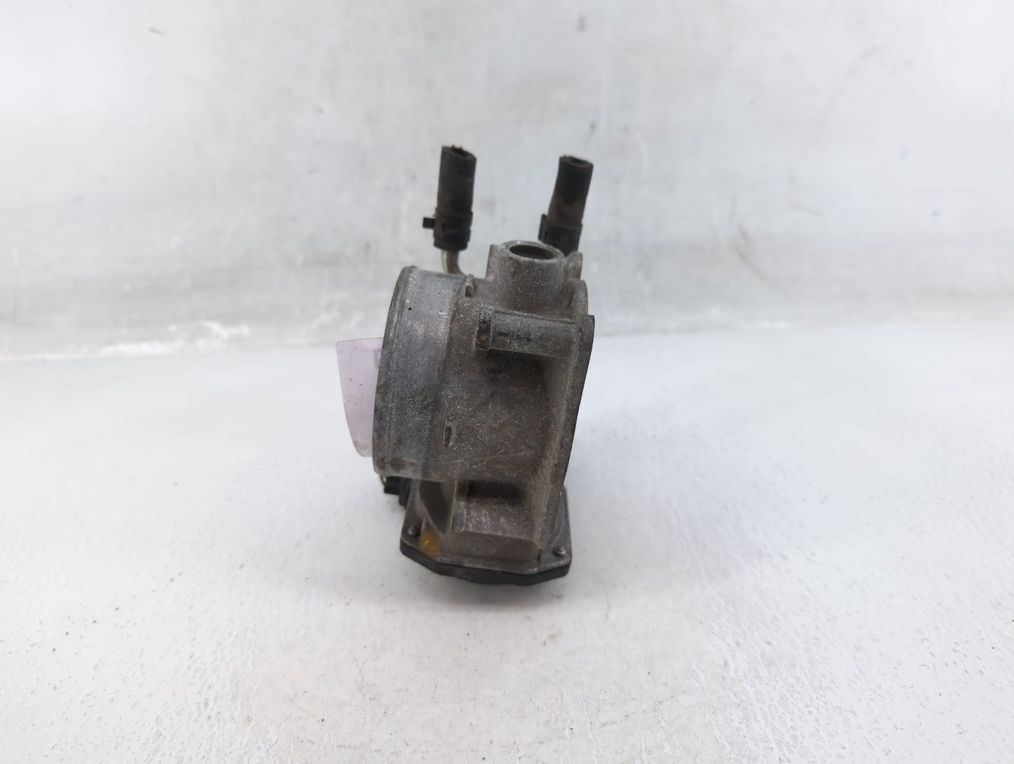 2005-2018 Toyota Avalon Throttle Body P/N:22030-31030 Fits OEM Used Auto Parts - Oemusedautoparts1.com
