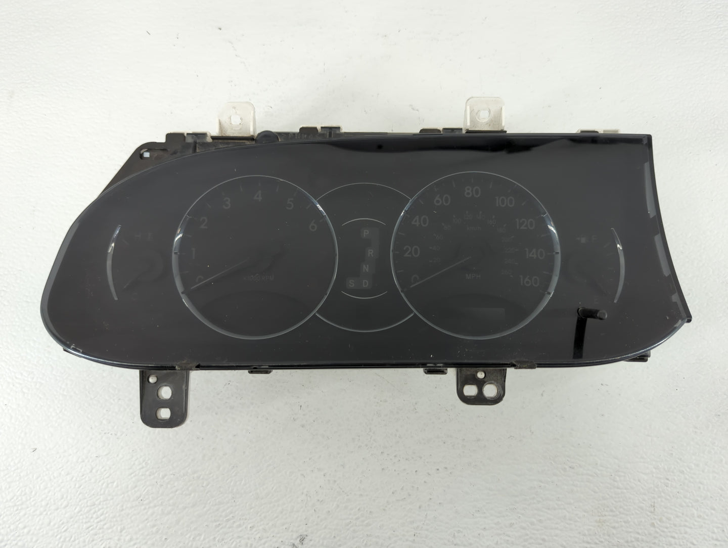 2005-2006 Toyota Avalon Instrument Cluster Speedometer Gauges P/N:83800-07220-00 Fits Fits 2005 2006 OEM Used Auto Parts - O