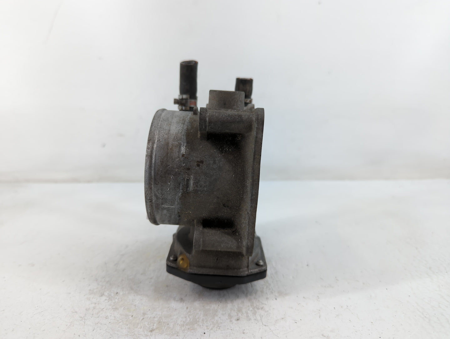 2005-2018 Toyota Avalon Throttle Body P/N:22030-31030 Fits OEM Used Auto Parts - Oemusedautoparts1.com