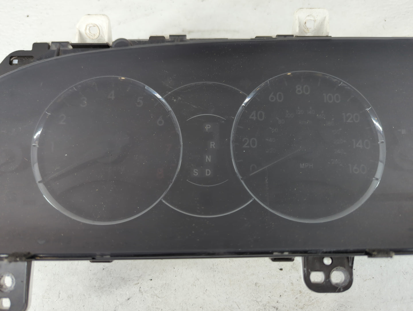 2005-2006 Toyota Avalon Instrument Cluster Speedometer Gauges P/N:83800-07220-00 Fits Fits 2005 2006 OEM Used Auto Parts - O