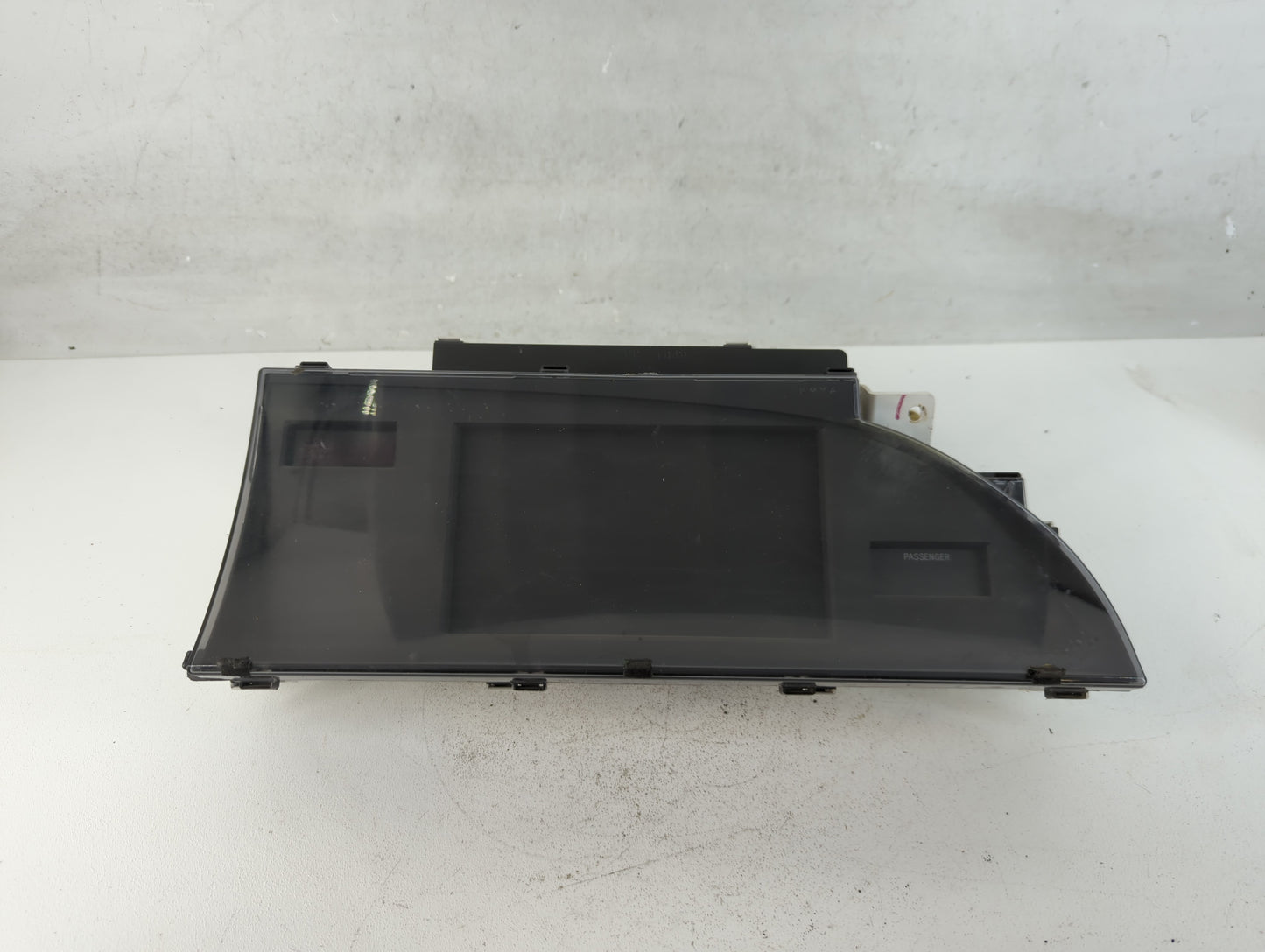 2005-2006 Toyota Avalon Instrument Cluster Speedometer Gauges P/N:83290-07100-00 Fits Fits 2005 2006 OEM Used Auto Parts - O