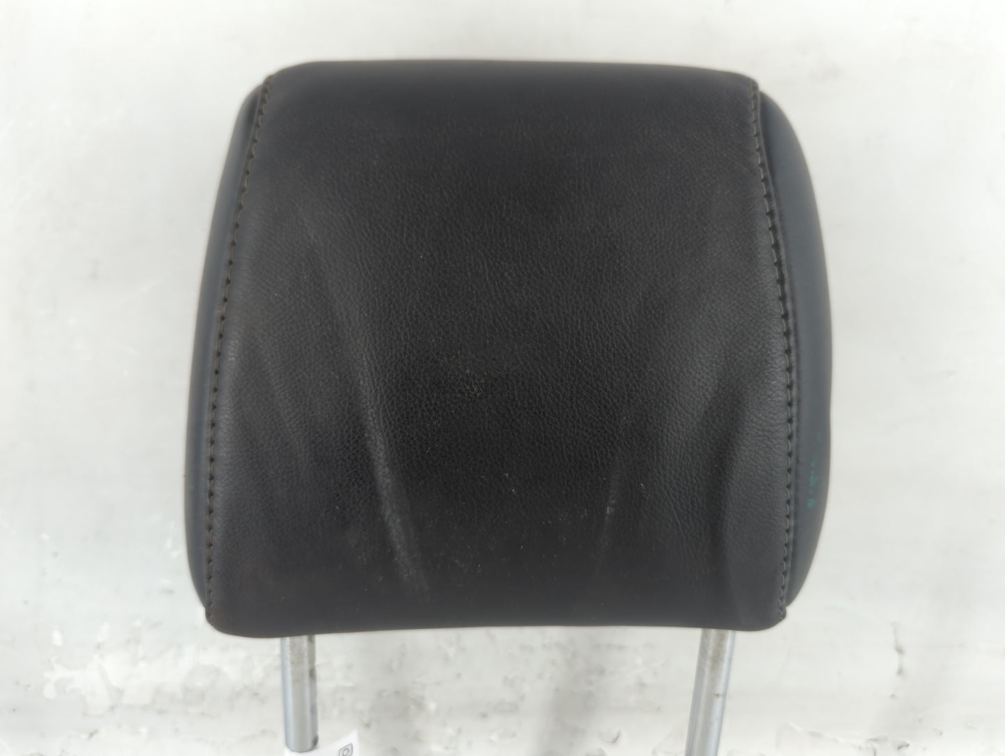 2005-2007 Toyota Avalon Headrest Head Rest Front Driver Passenger Seat Fits Fits 2005 2006 2007 OEM Used Auto Parts - Oemuse