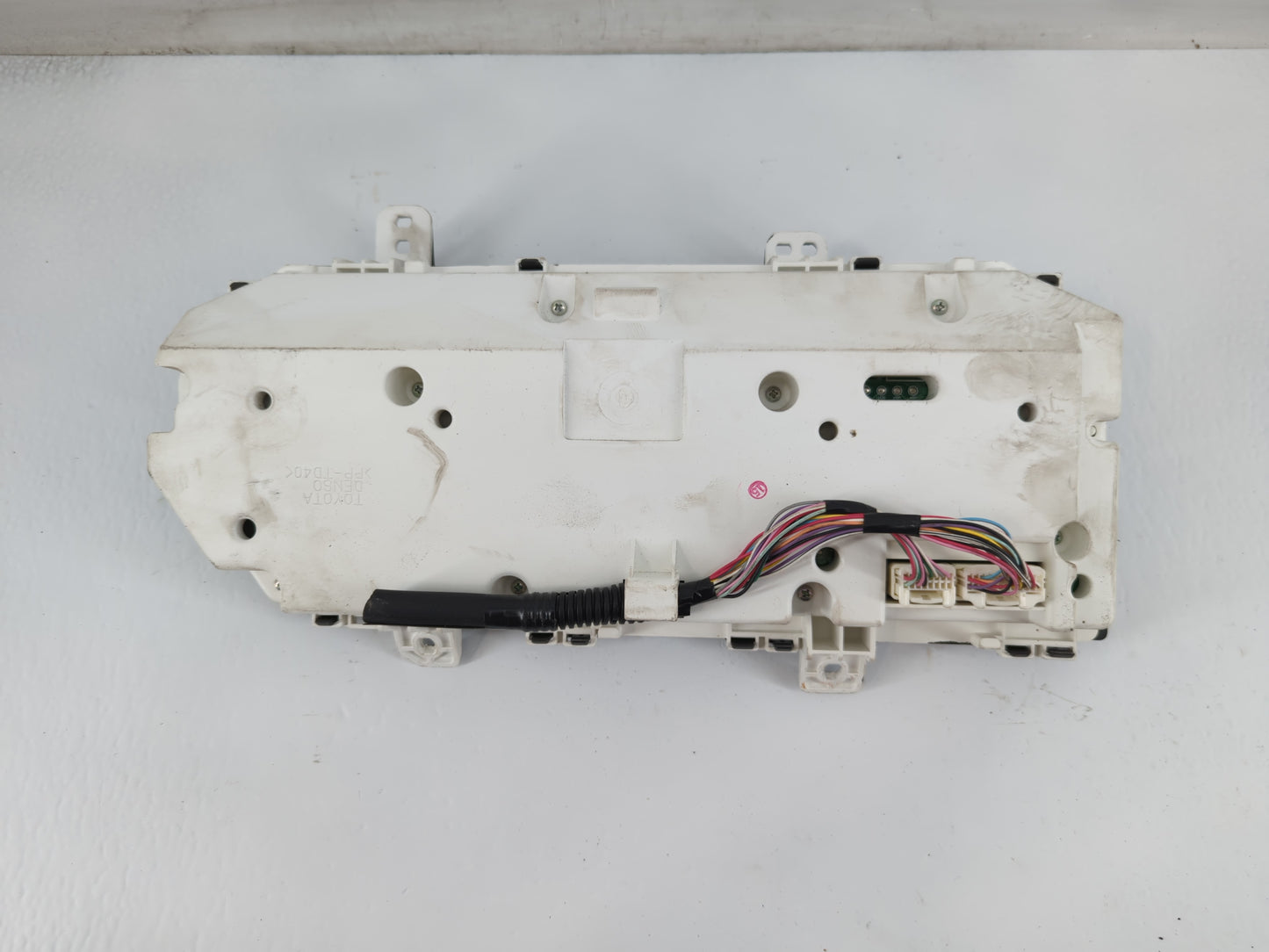 2005-2006 Toyota Avalon Instrument Cluster Speedometer Gauges P/N:83800-07300 Fits Fits 2005 2006 OEM Used Auto Parts - Oemu