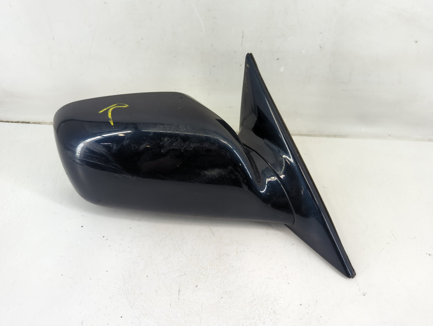 2002-2006 Toyota Camry Passenger Side View Mirror - Right Door Mirror OEM Used - Oemusedautoparts1.com