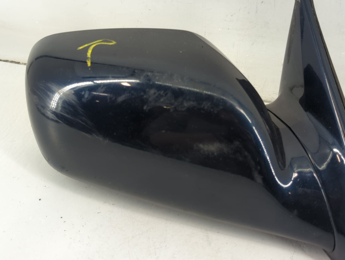 2002-2006 Toyota Camry Passenger Side View Mirror - Right Door Mirror OEM Used - Oemusedautoparts1.com