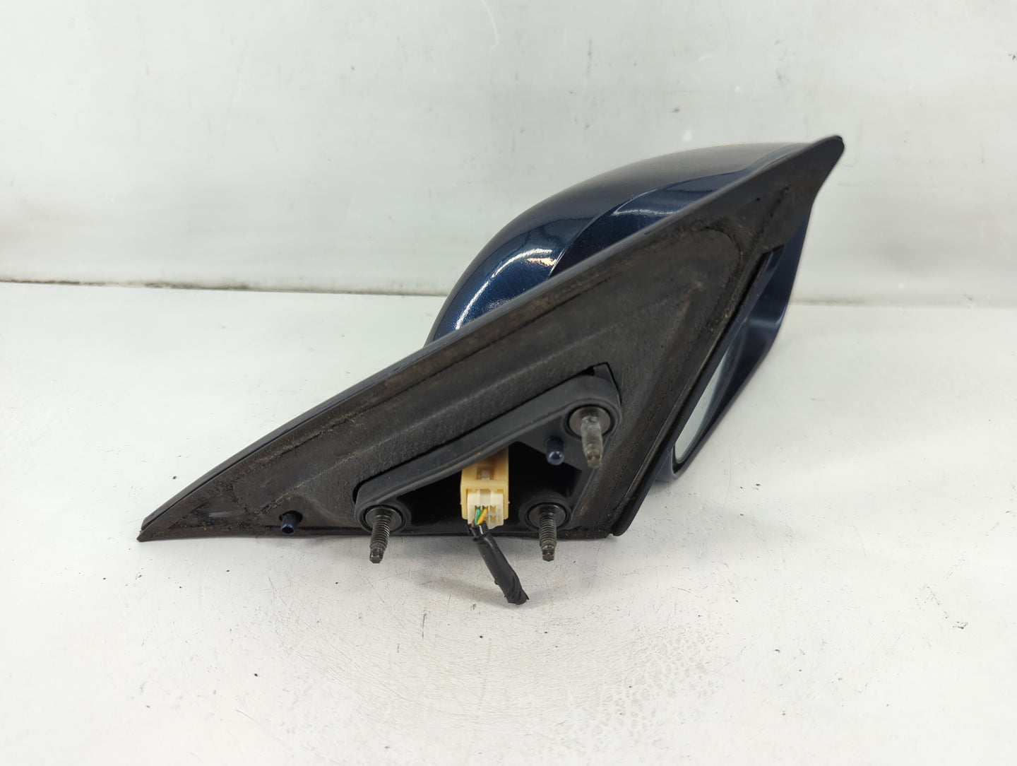 2002-2006 Toyota Camry Passenger Side View Mirror - Right Door Mirror OEM Used - Oemusedautoparts1.com