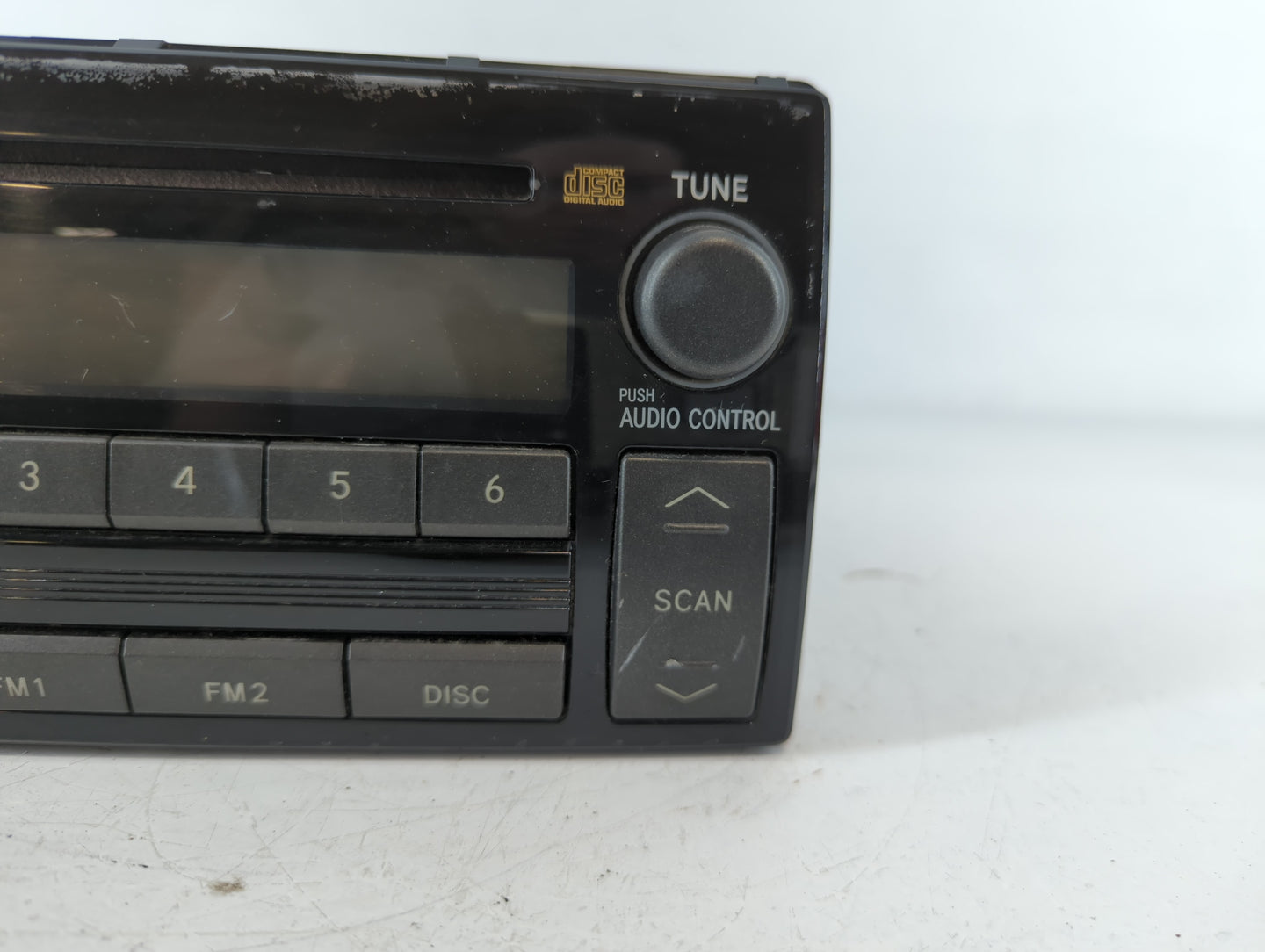 2005-2006 Toyota Camry Radio AM FM Cd Player Receiver Replacement P/N:86120-AA160 Fits Fits 2005 2006 OEM Used Auto Parts - 