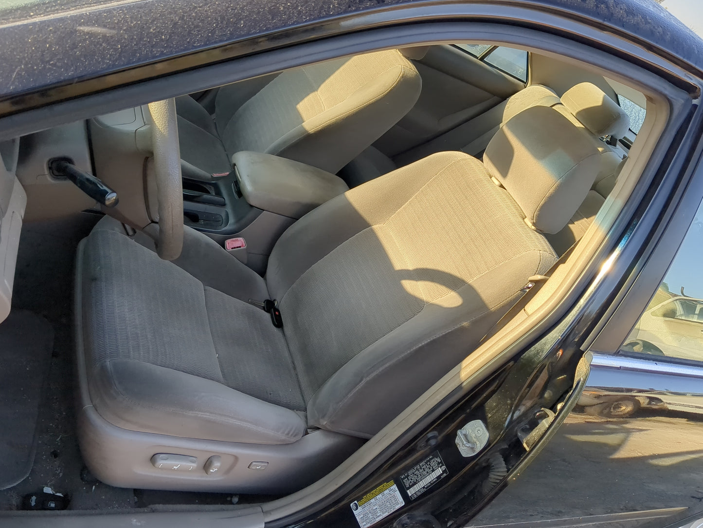 2004-2006 Toyota Camry Driver Front Seat Oem 1187171 - Oemusedautoparts1.com