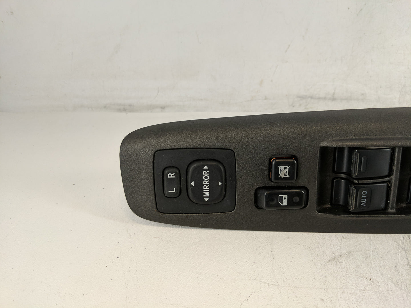 2002-2006 Toyota Camry Master Power Window Switch Replacement Driver Side Left P/N:74232-AA050 Fits OEM Used Auto Parts - Oe