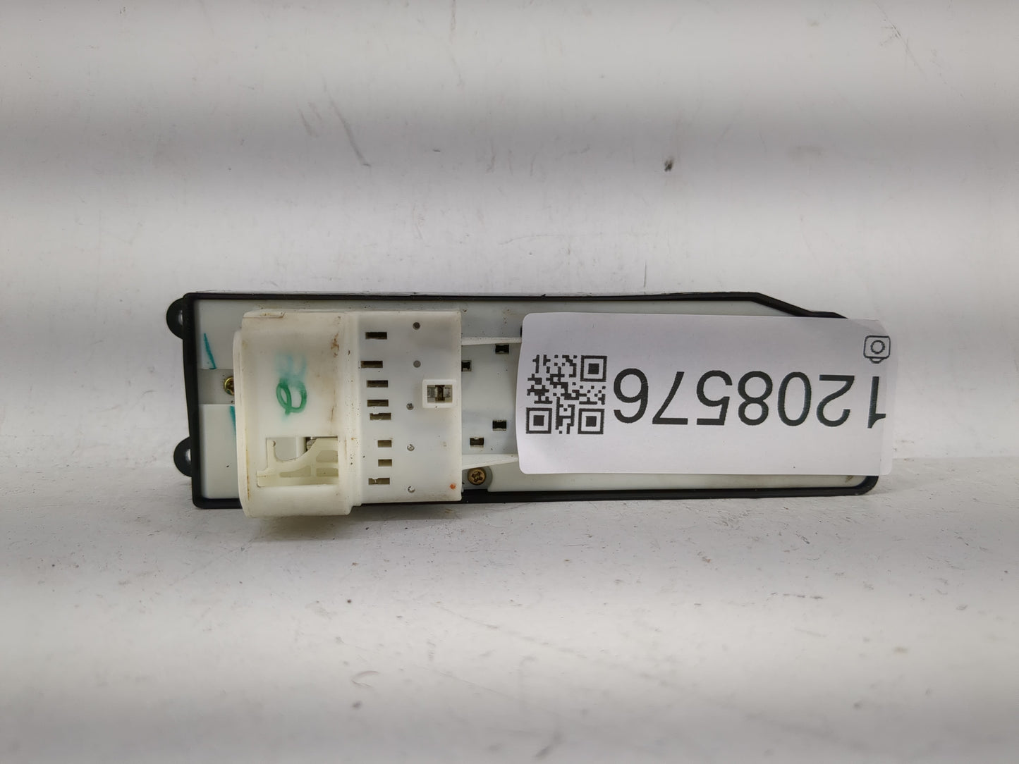 2005-2006 Toyota Camry Master Power Window Switch Replacement Driver Side Left P/N:514702 Fits Fits 2005 2006 OEM Used Auto 