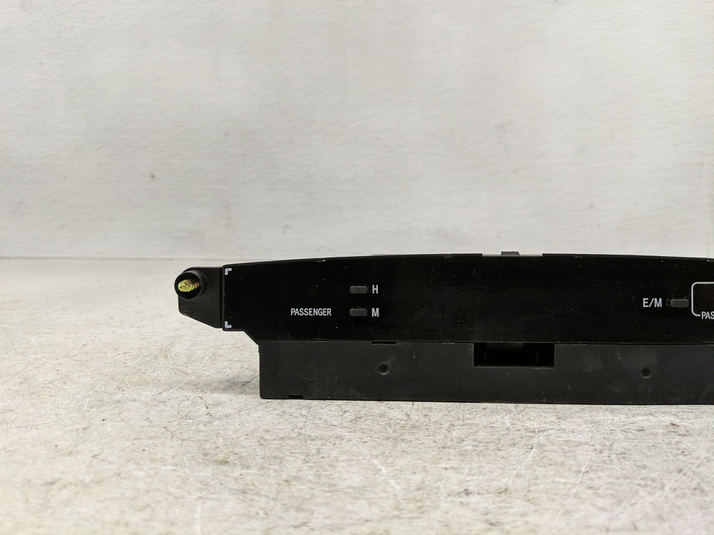 2004-2006 Toyota Camry Information Display Screen - Oemusedautoparts1.com