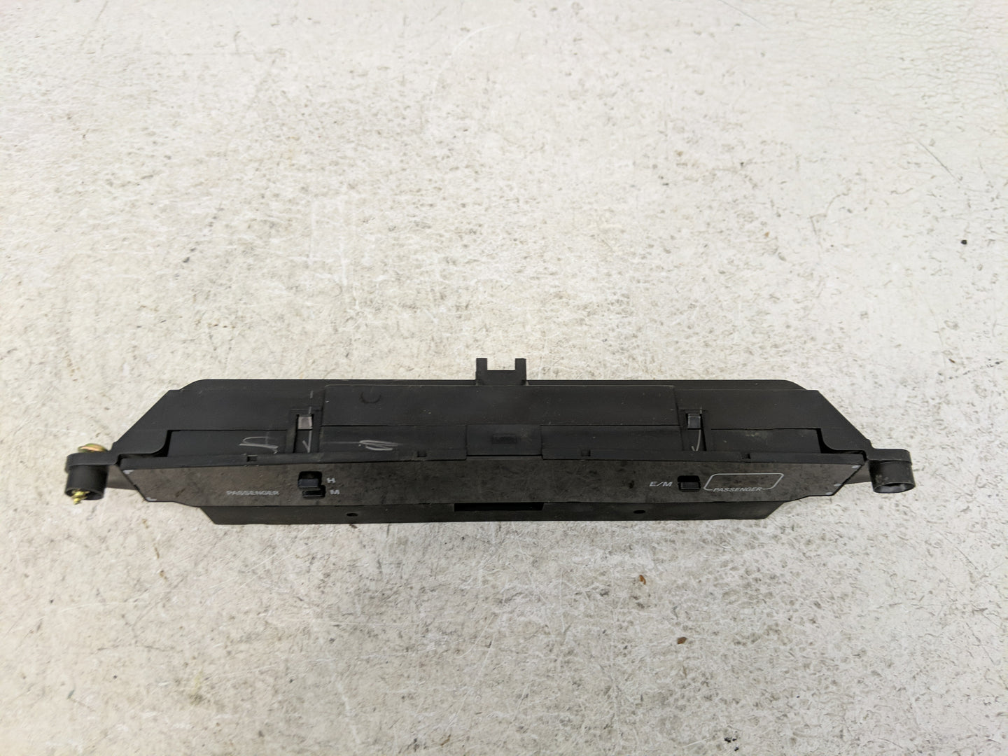 2004-2006 Toyota Camry Information Display Screen - Oemusedautoparts1.com