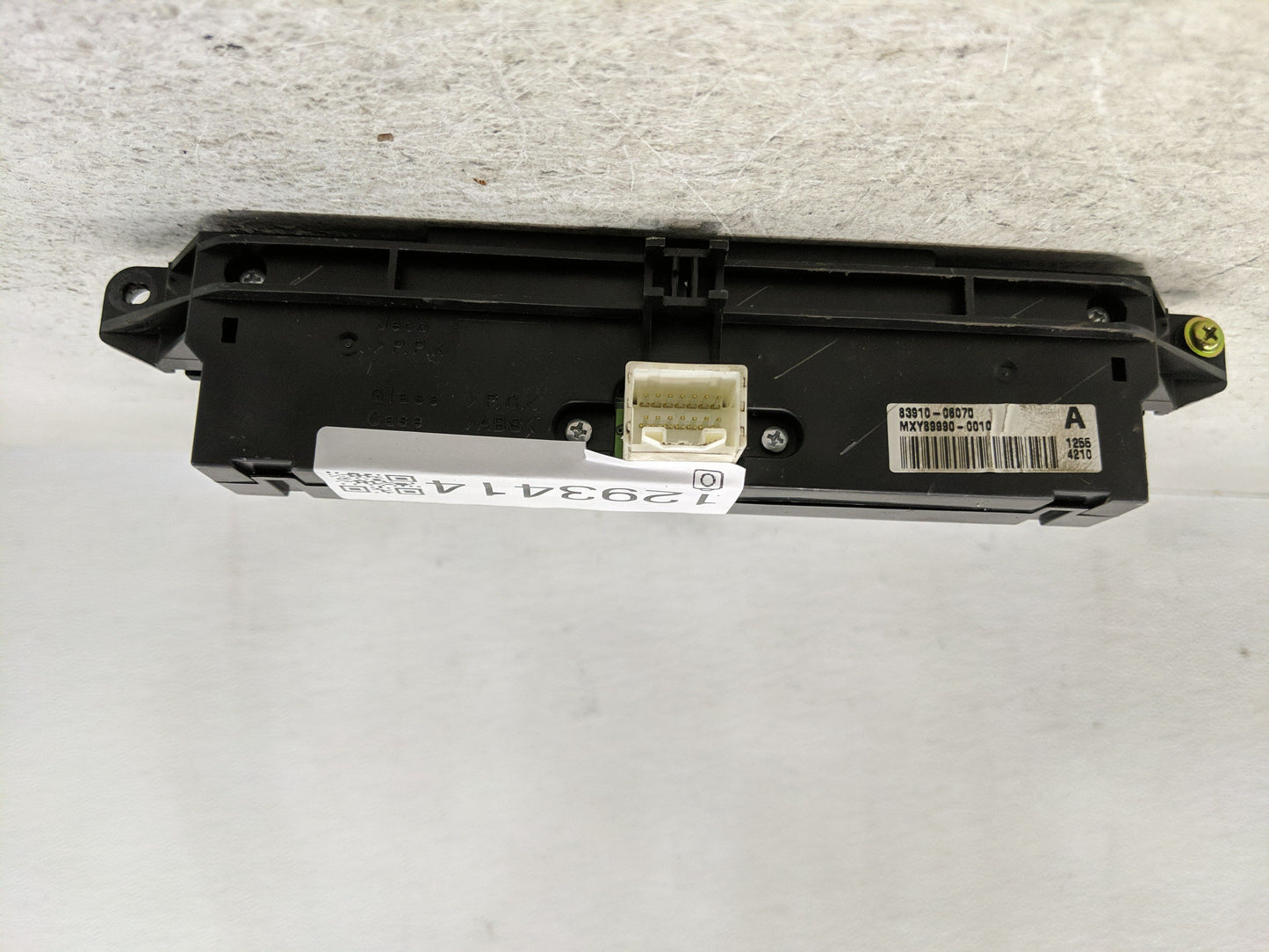 2004-2006 Toyota Camry Information Display Screen - Oemusedautoparts1.com