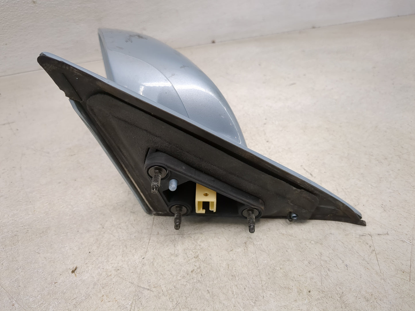2002-2006 Toyota Camry Driver Side View Mirror - Left Door Mirror OEM Used - Oemusedautoparts1.com
