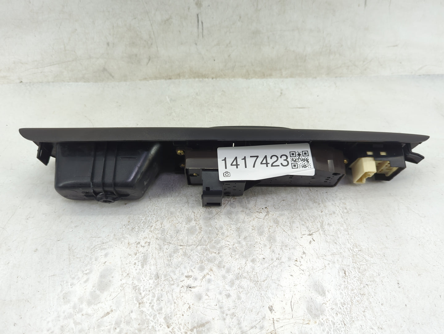 2002-2006 Toyota Camry Master Power Window Switch Replacement Driver Side Left P/N:74232-AA050 Fits OEM Used Auto Parts - Oe