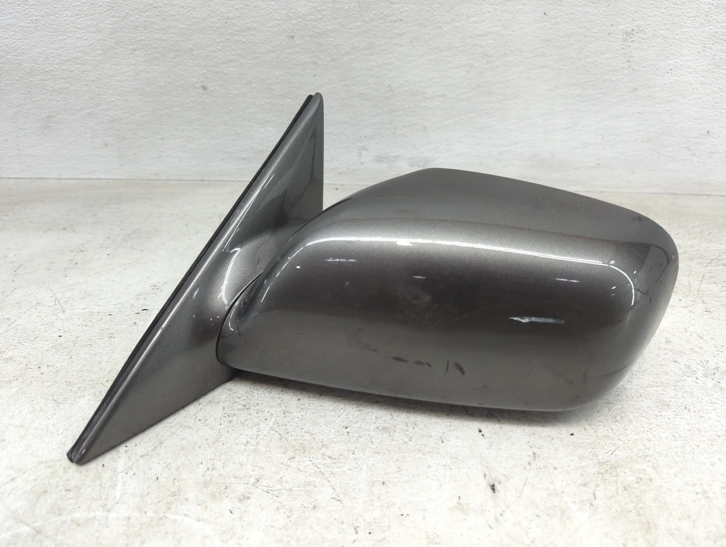 2002-2006 Toyota Camry Driver Side View Mirror - Left Door Mirror OEM Used - Oemusedautoparts1.com