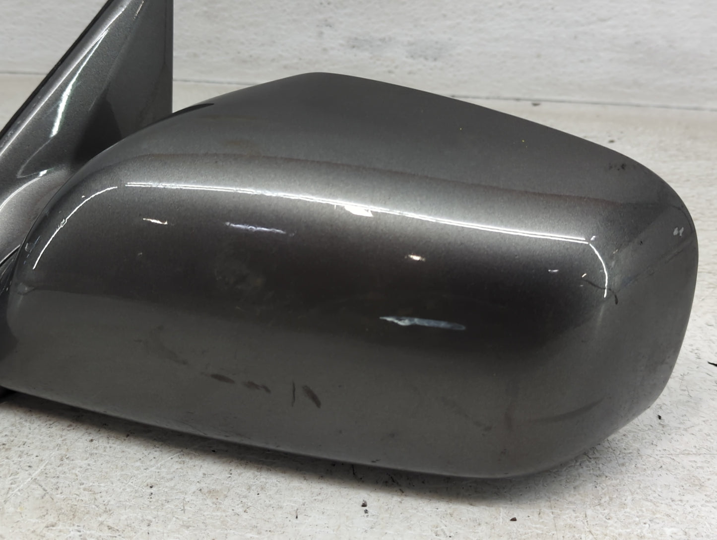 2002-2006 Toyota Camry Driver Side View Mirror - Left Door Mirror OEM Used - Oemusedautoparts1.com