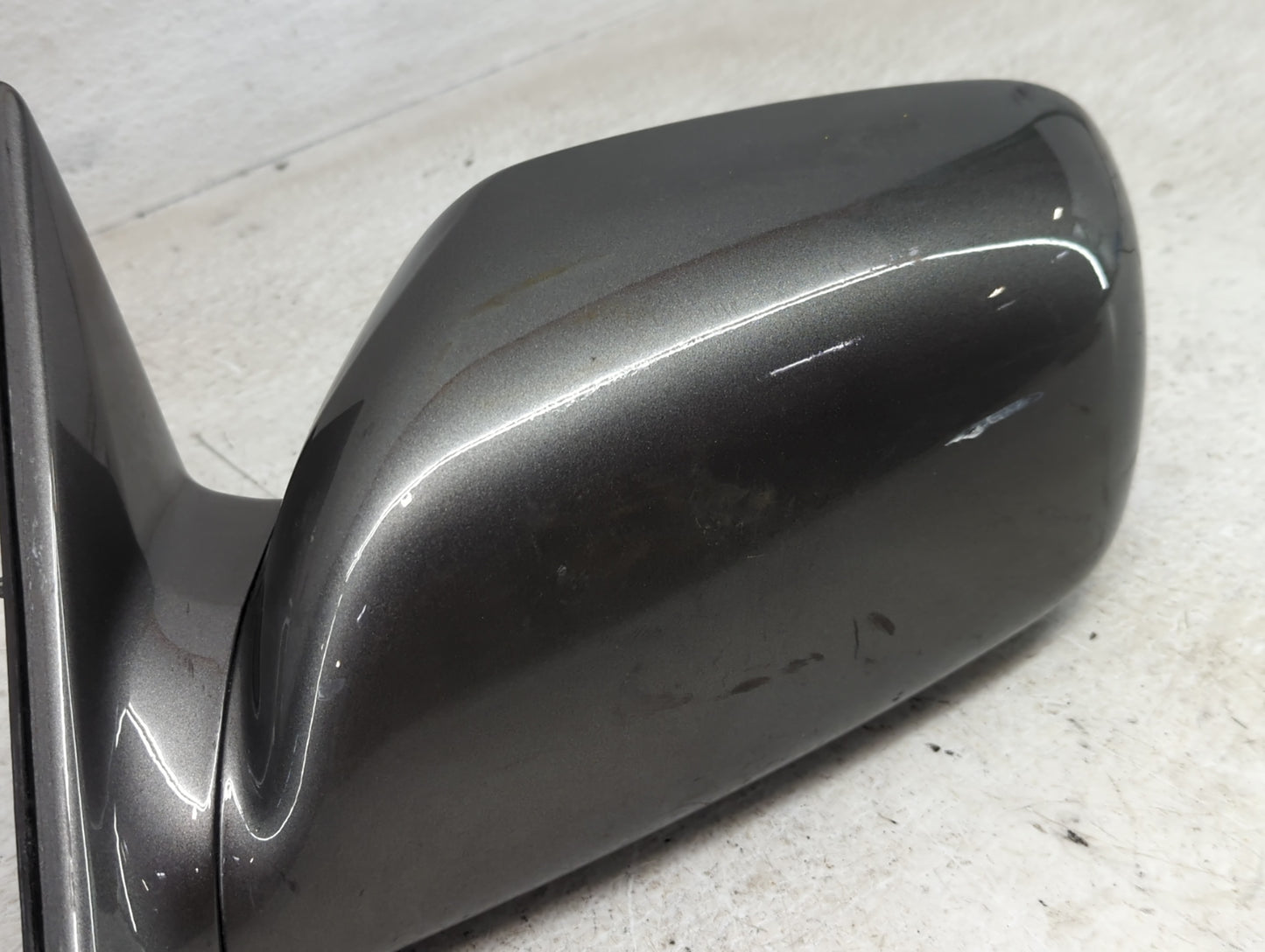 2002-2006 Toyota Camry Driver Side View Mirror - Left Door Mirror OEM Used - Oemusedautoparts1.com