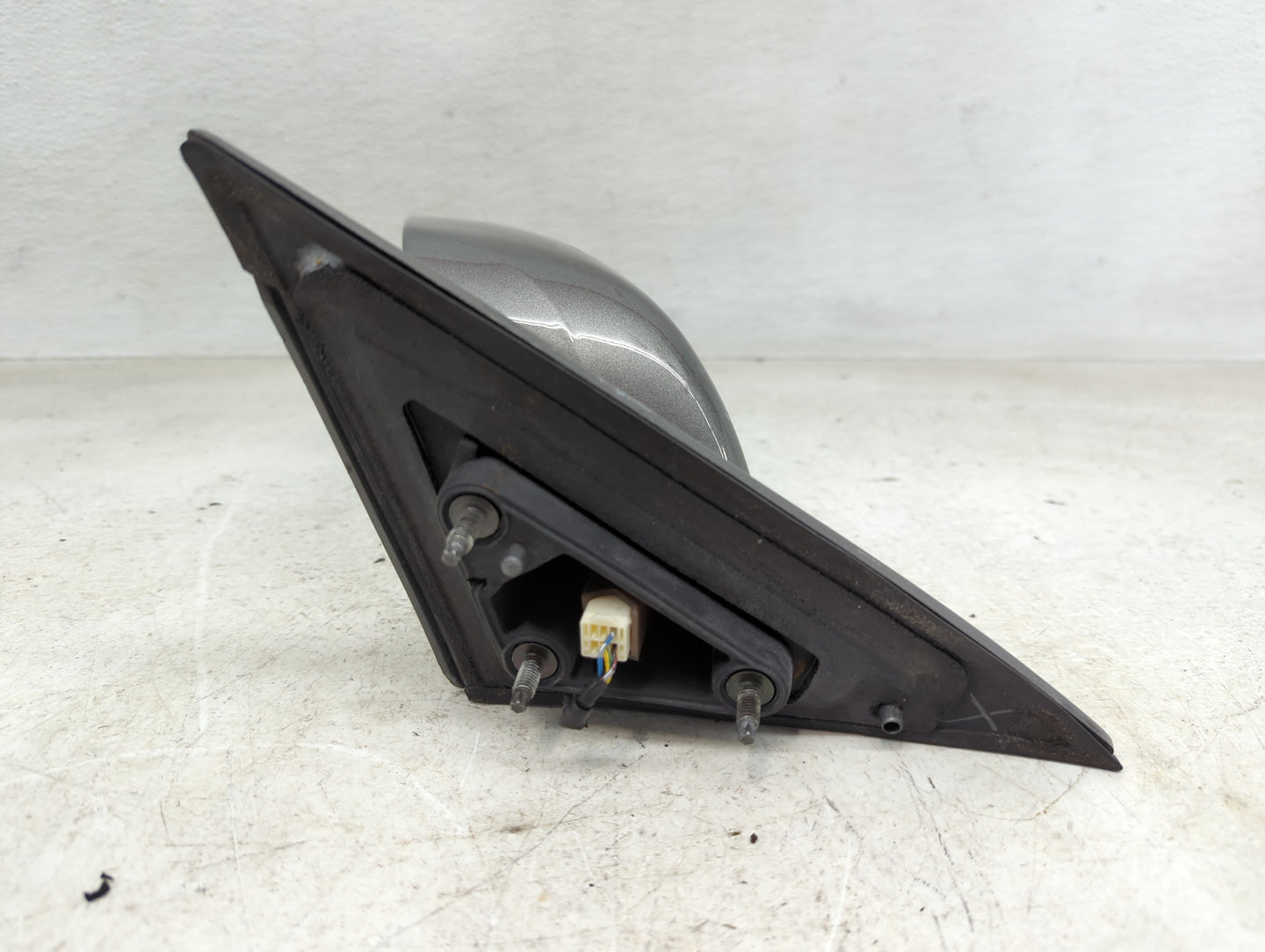 2002-2006 Toyota Camry Driver Side View Mirror - Left Door Mirror OEM Used - Oemusedautoparts1.com