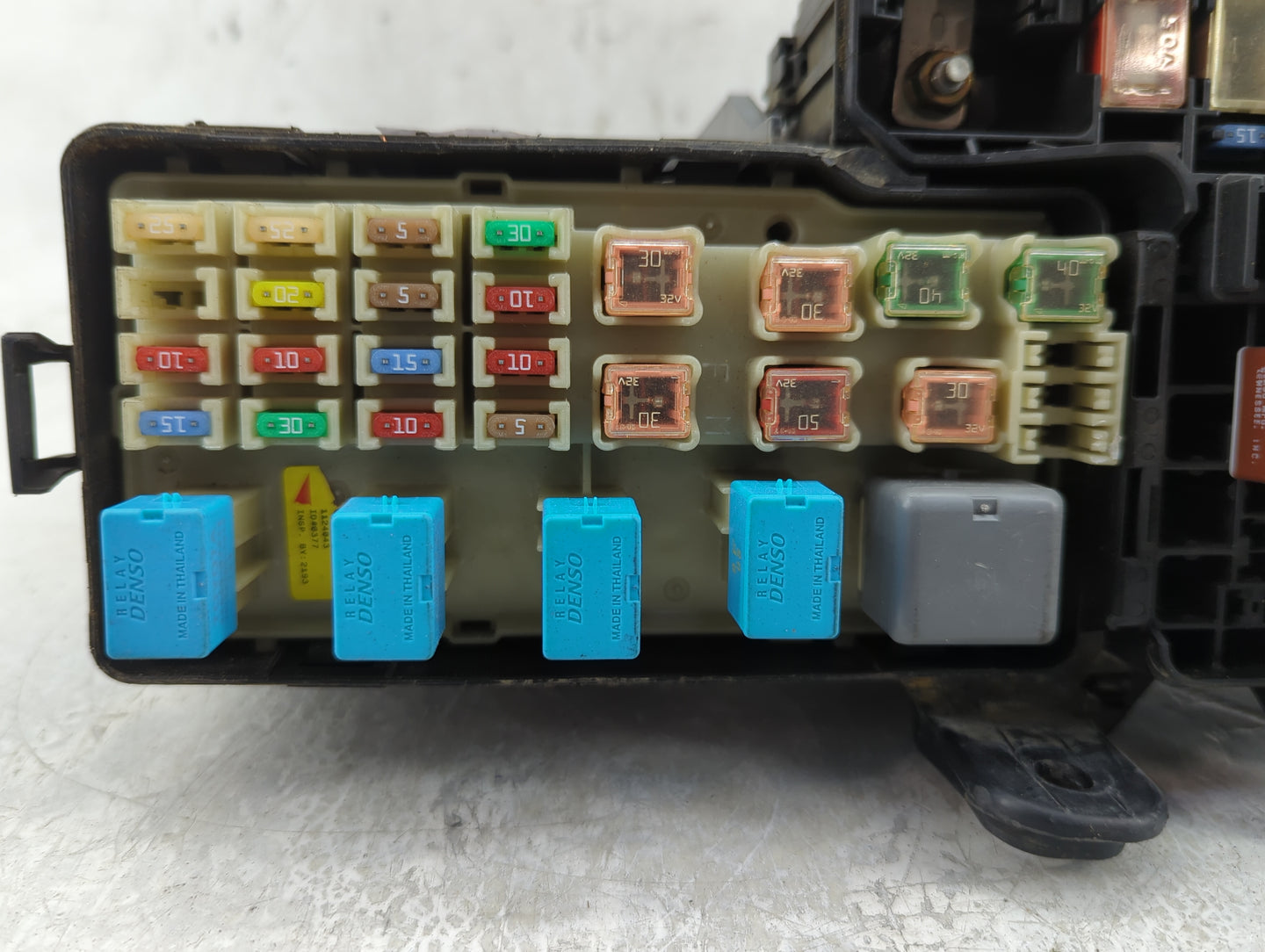 2004-2006 Toyota Camry Fusebox Fuse Box Panel Relay Module Fits Fits 2004 2005 2006 OEM Used Auto Parts - Oemusedautoparts1.