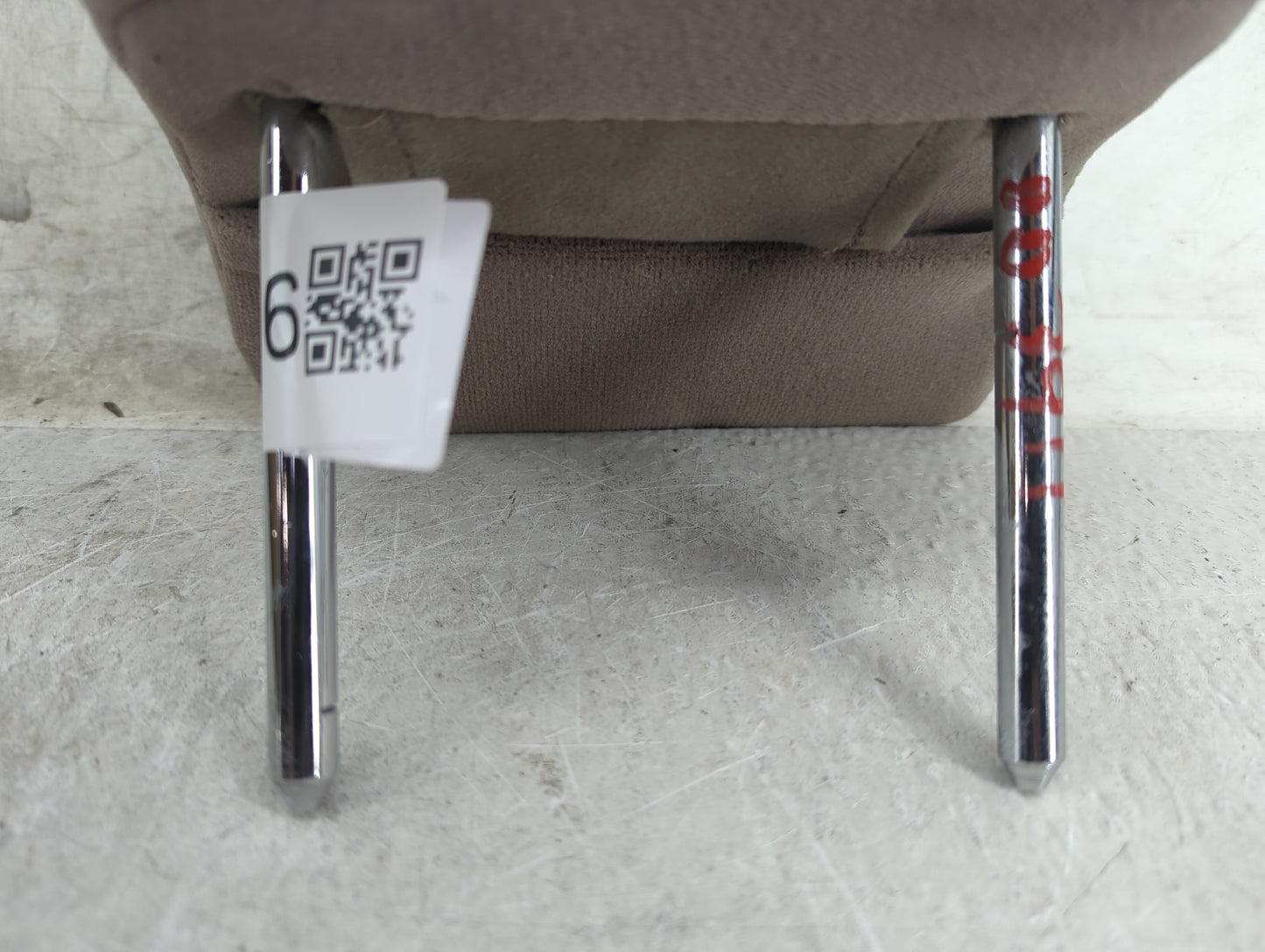 2004-2006 Toyota Camry Headrest Head Rest Front Driver Passenger Seat Fits Fits 2004 2005 2006 OEM Used Auto Parts - Oemused