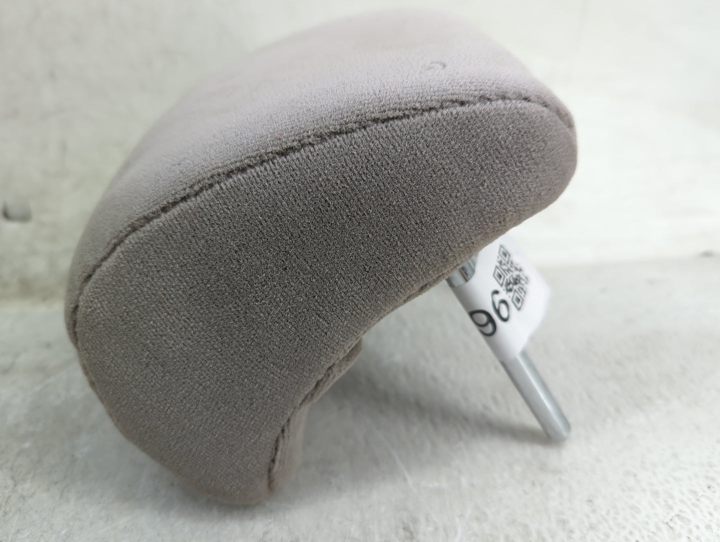 2004-2006 Toyota Camry Headrest Head Rest Front Driver Passenger Seat Fits Fits 2004 2005 2006 OEM Used Auto Parts - Oemused