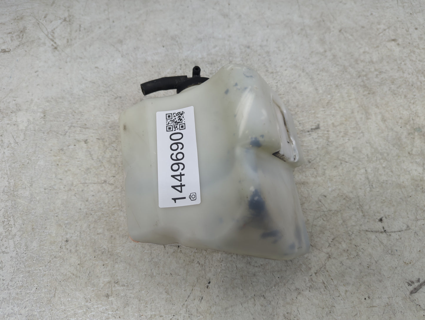 2002-2006 Toyota Camry Radiator Coolant Overflow Expansion Tank Bottle 1449690 - Oemusedautoparts1.com