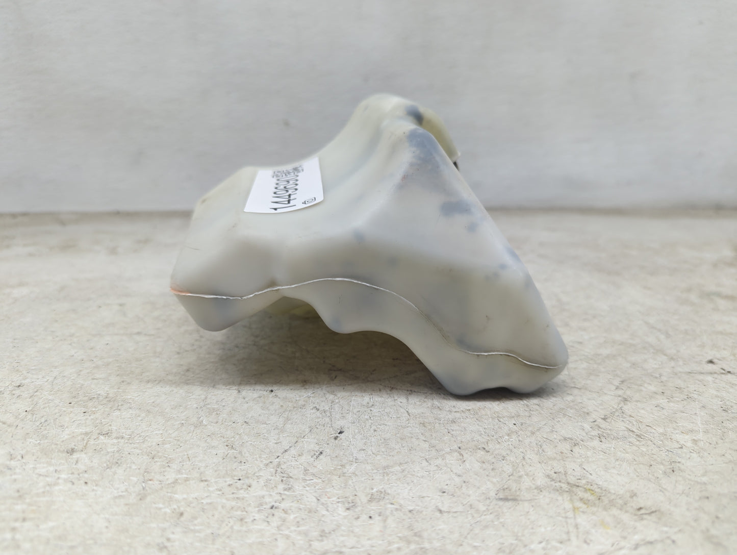 2002-2006 Toyota Camry Radiator Coolant Overflow Expansion Tank Bottle 1449690 - Oemusedautoparts1.com
