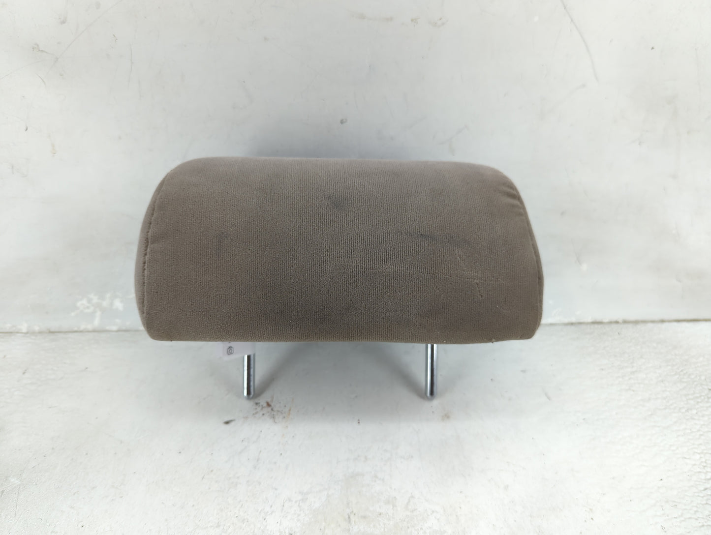 2004-2006 Toyota Camry Headrest Head Rest Front Driver Seat Beige 1466898 - Oemusedautoparts1.com