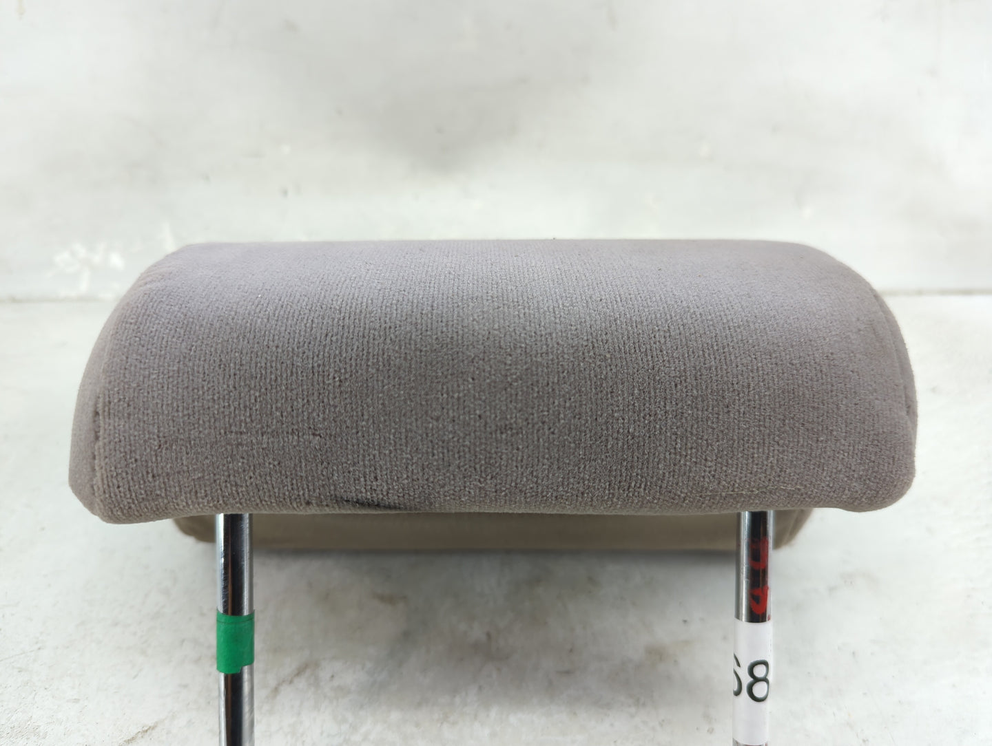 2004-2006 Toyota Camry Headrest Head Rest Front Driver Seat Beige 1466898 - Oemusedautoparts1.com