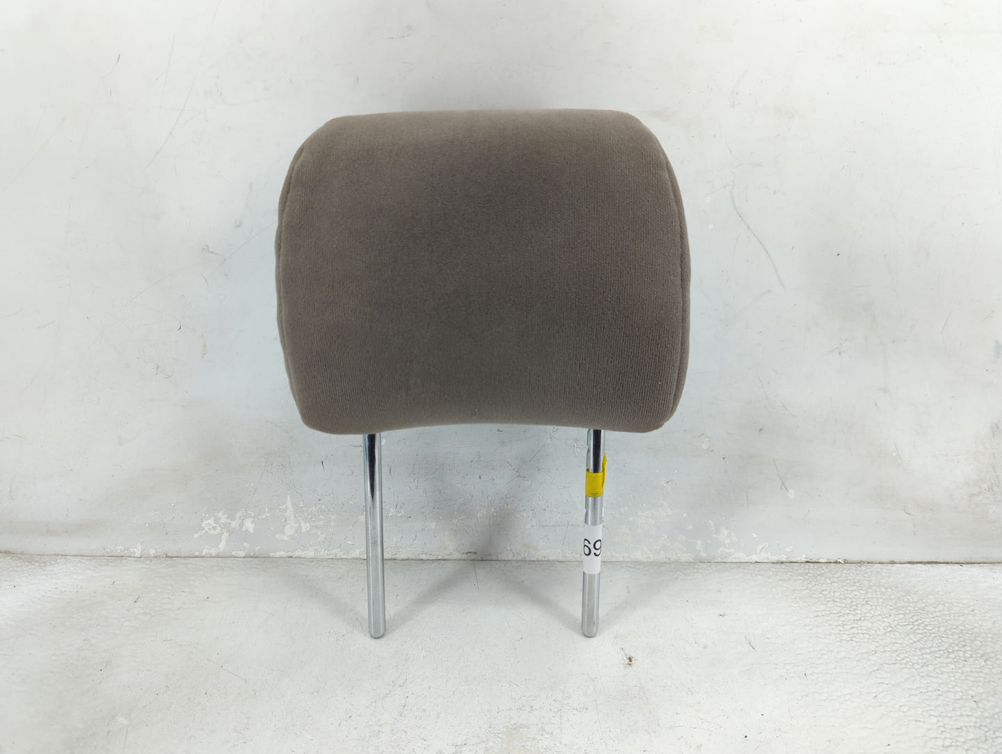 2004-2006 Toyota Camry Headrest Head Rest Front Driver Seat Beige 1466914 - Oemusedautoparts1.com