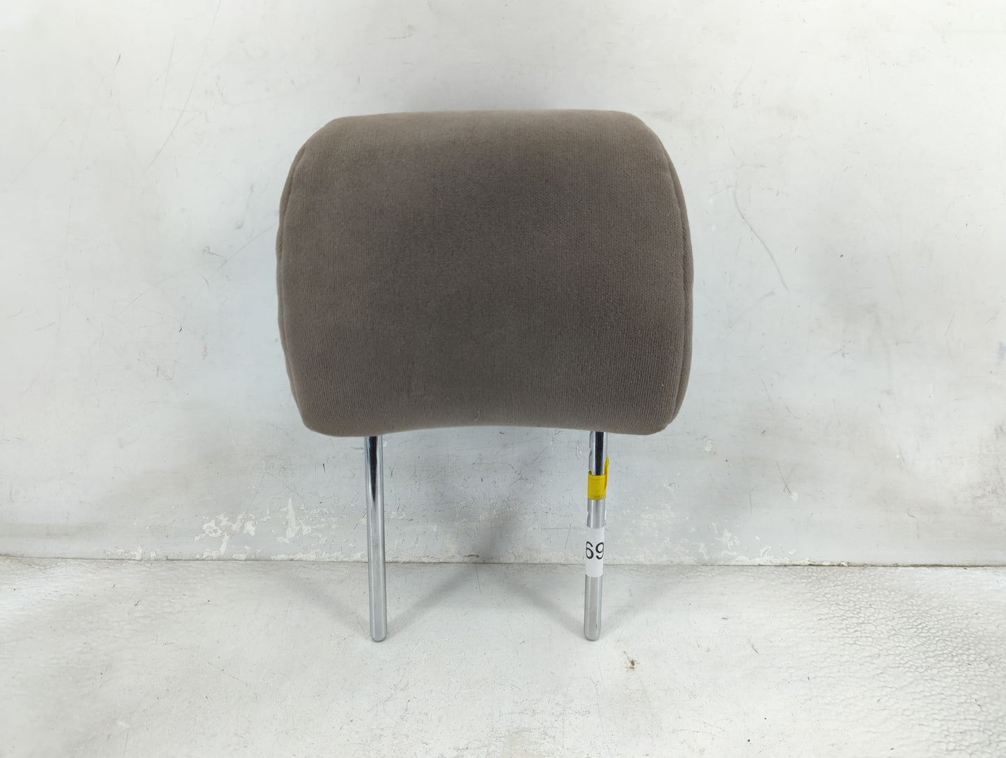 2004-2006 Toyota Camry Headrest Head Rest Front Driver Seat Beige 1466914 - Oemusedautoparts1.com