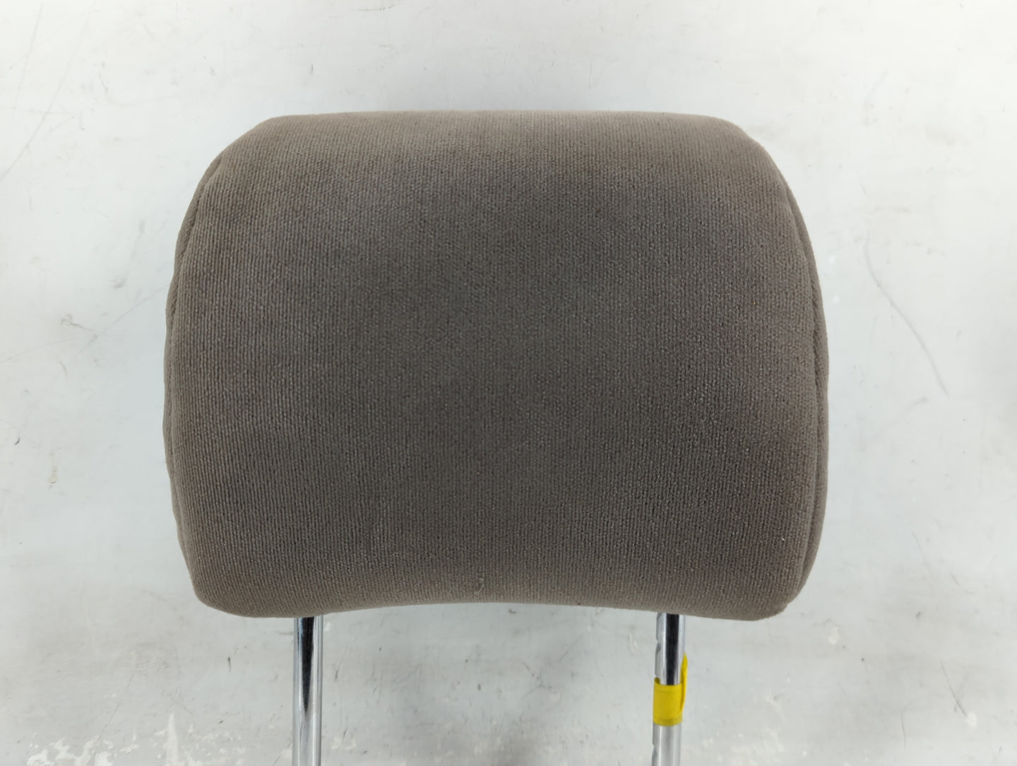 2004-2006 Toyota Camry Headrest Head Rest Front Driver Seat Beige 1466914 - Oemusedautoparts1.com
