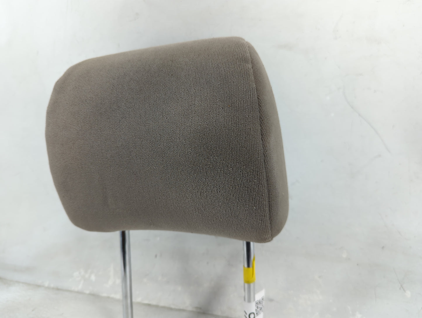 2004-2006 Toyota Camry Headrest Head Rest Front Driver Seat Beige 1466914 - Oemusedautoparts1.com
