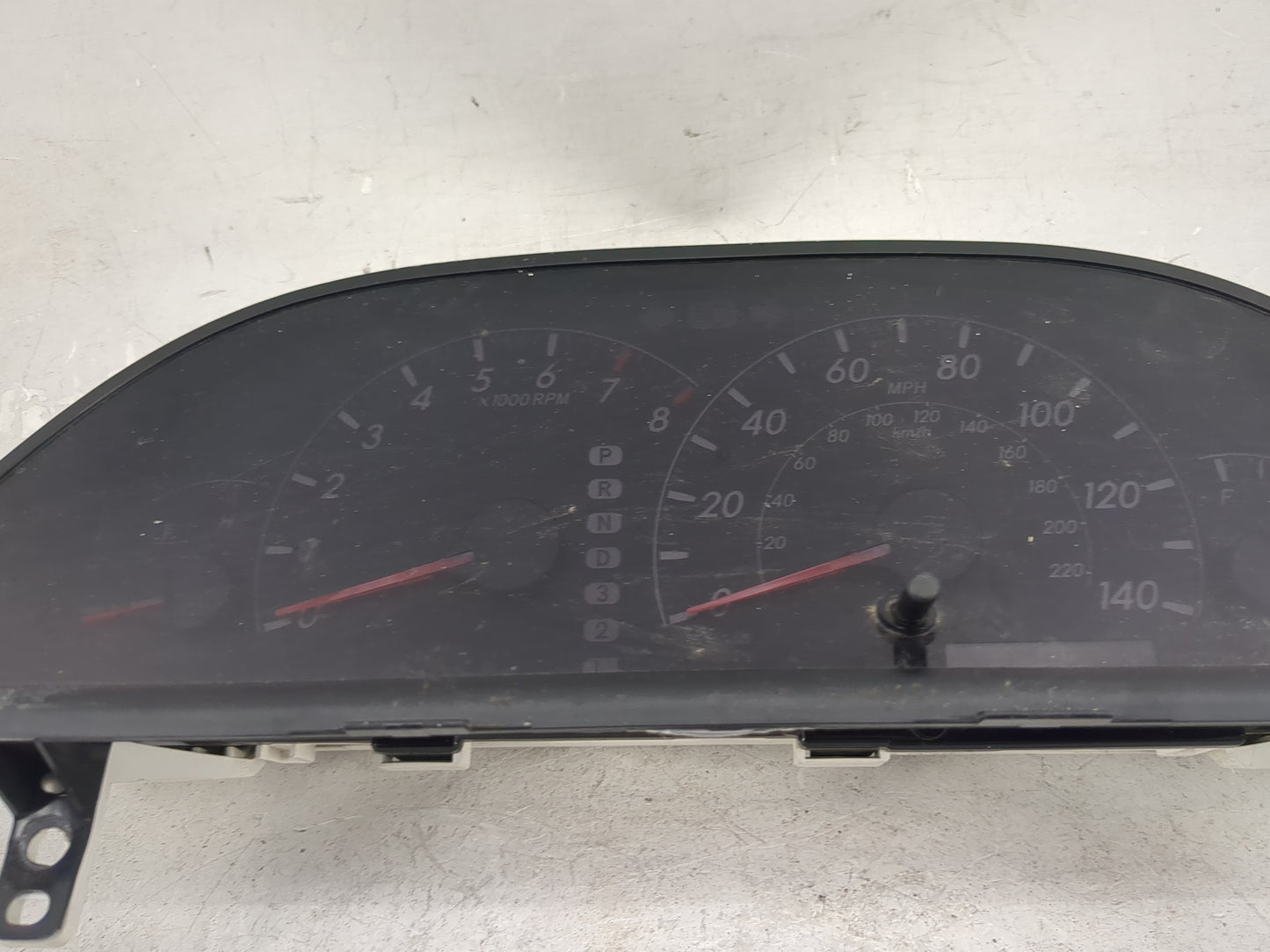2005-2006 Toyota Camry Instrument Cluster Speedometer Gauges P/N:83800-06C10-00 TN257420-7112 Miles: Fits Fits 2005 2006 OEM