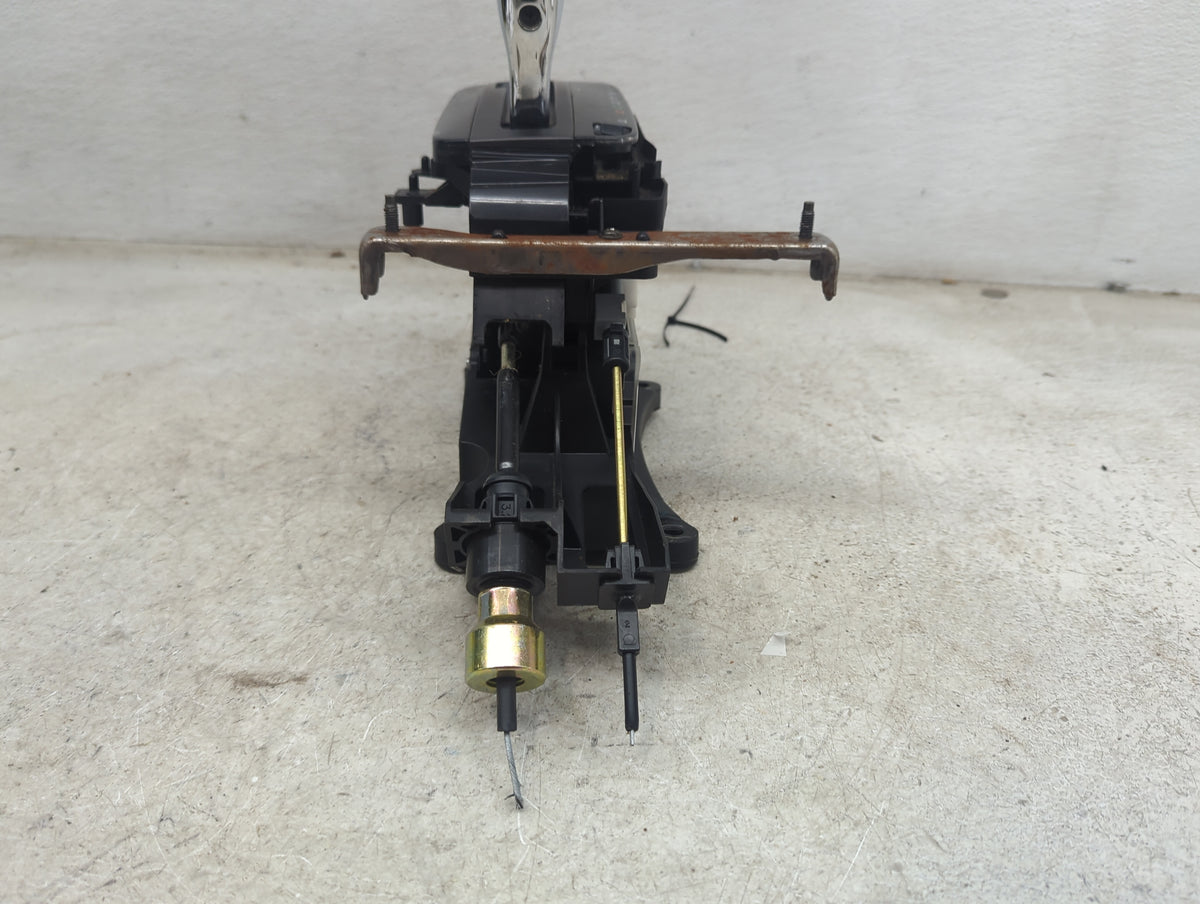 2005 Toyota Camry Floor Console Assembly Shifter 1480371 - Oemusedautoparts1.com
