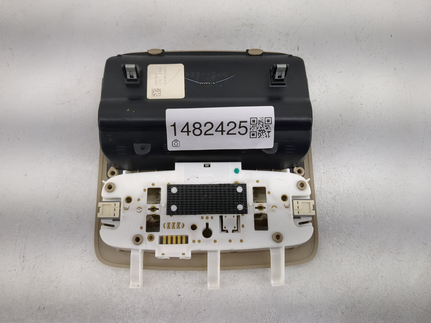 2005 Toyota Camry Overhead Roof Console Tan - Oemusedautoparts1.com
