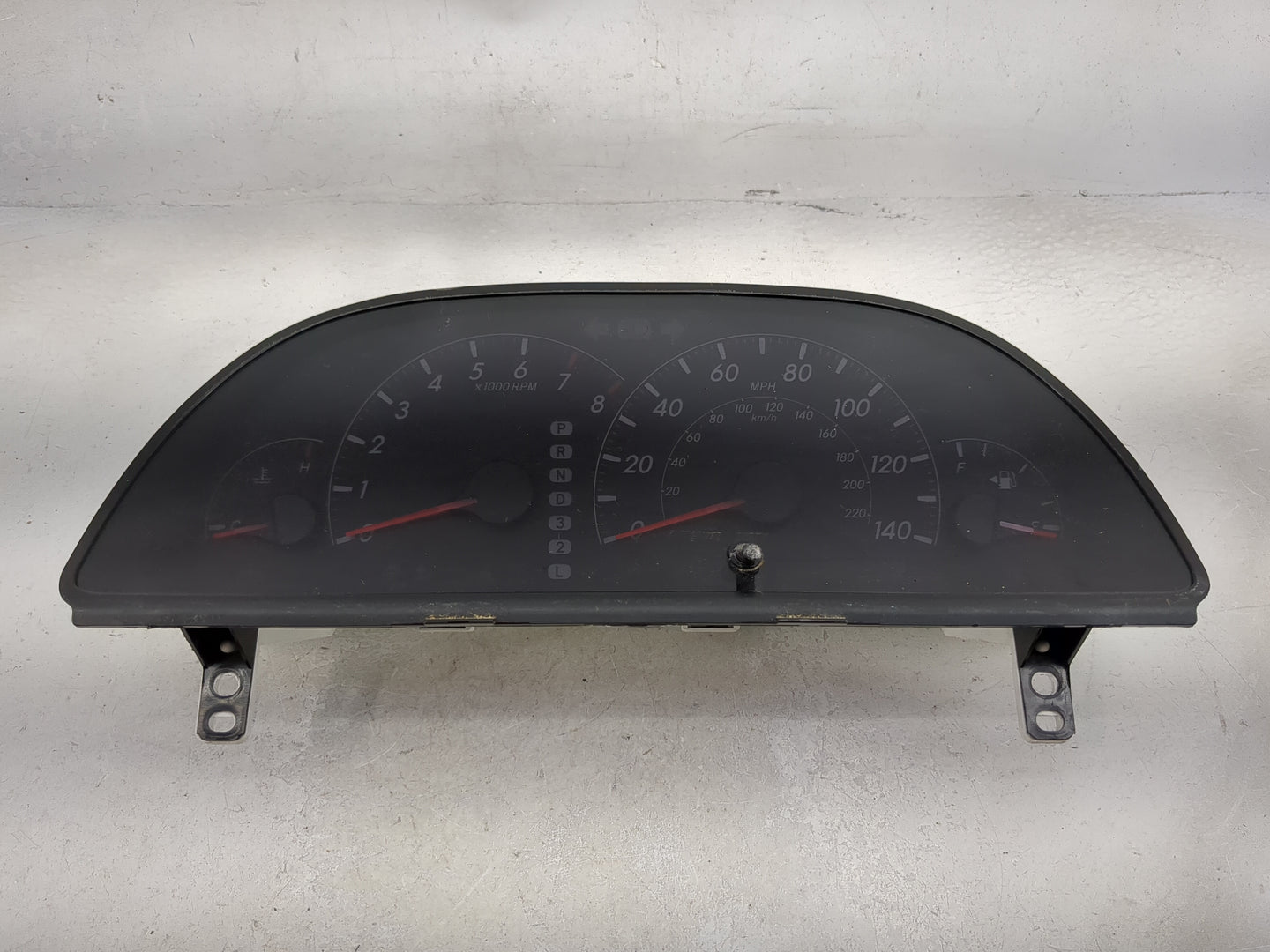2005-2006 Toyota Camry Instrument Cluster Speedometer Gauges P/N:83800-06C10-00 TN257420-7112 Miles: Fits Fits 2005 2006 OEM